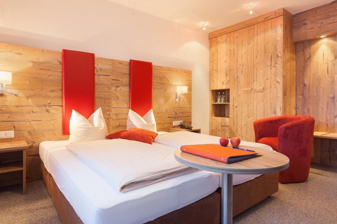 Hotel Talhof Garni&More In Waengle Bei Reutte Pokoj fotografie